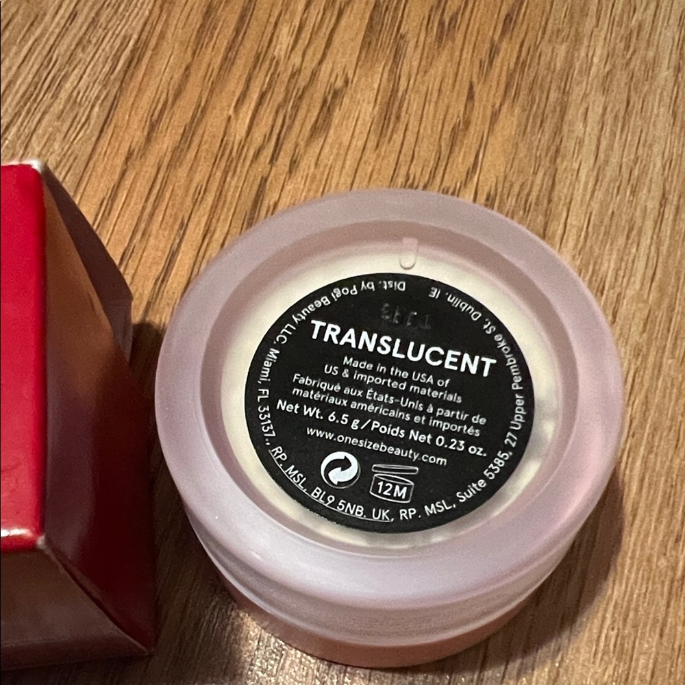 ONE/SIZE Ultimate Setting Powder - Translucent NIB - Picture 2 of 4